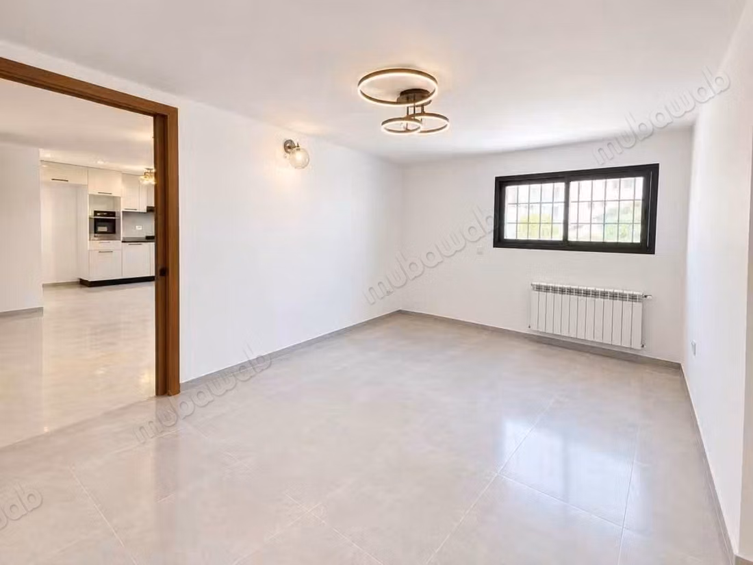 Superbe maison à louer à Cité Ennasr 2.2 chambres