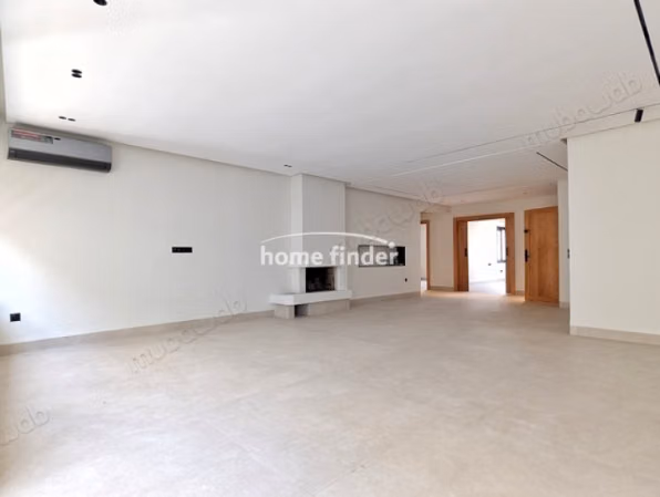 Apartment for rent on Racine 170 m²