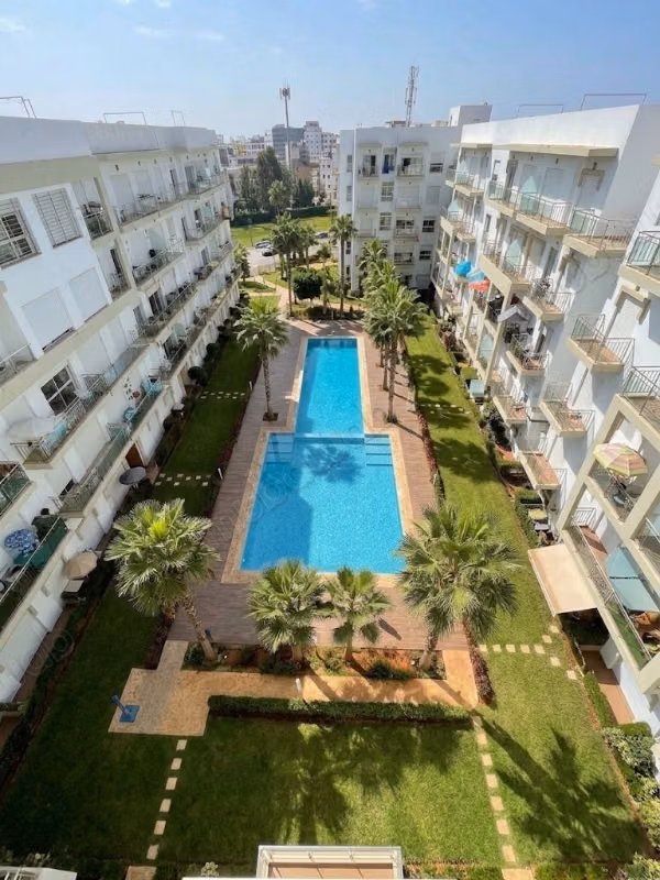 Magnifique appartement a louer vue piscine