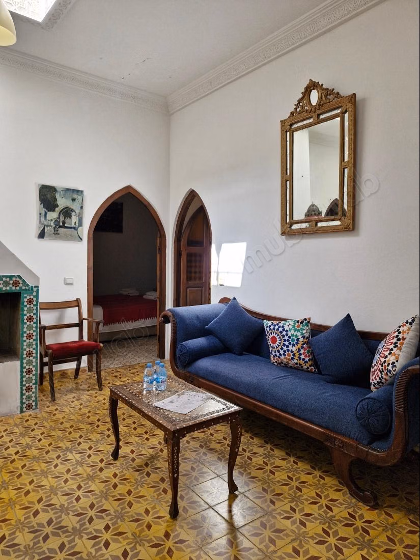 Appartement à vendre à Médina. 3 chambres. Meublé — 6