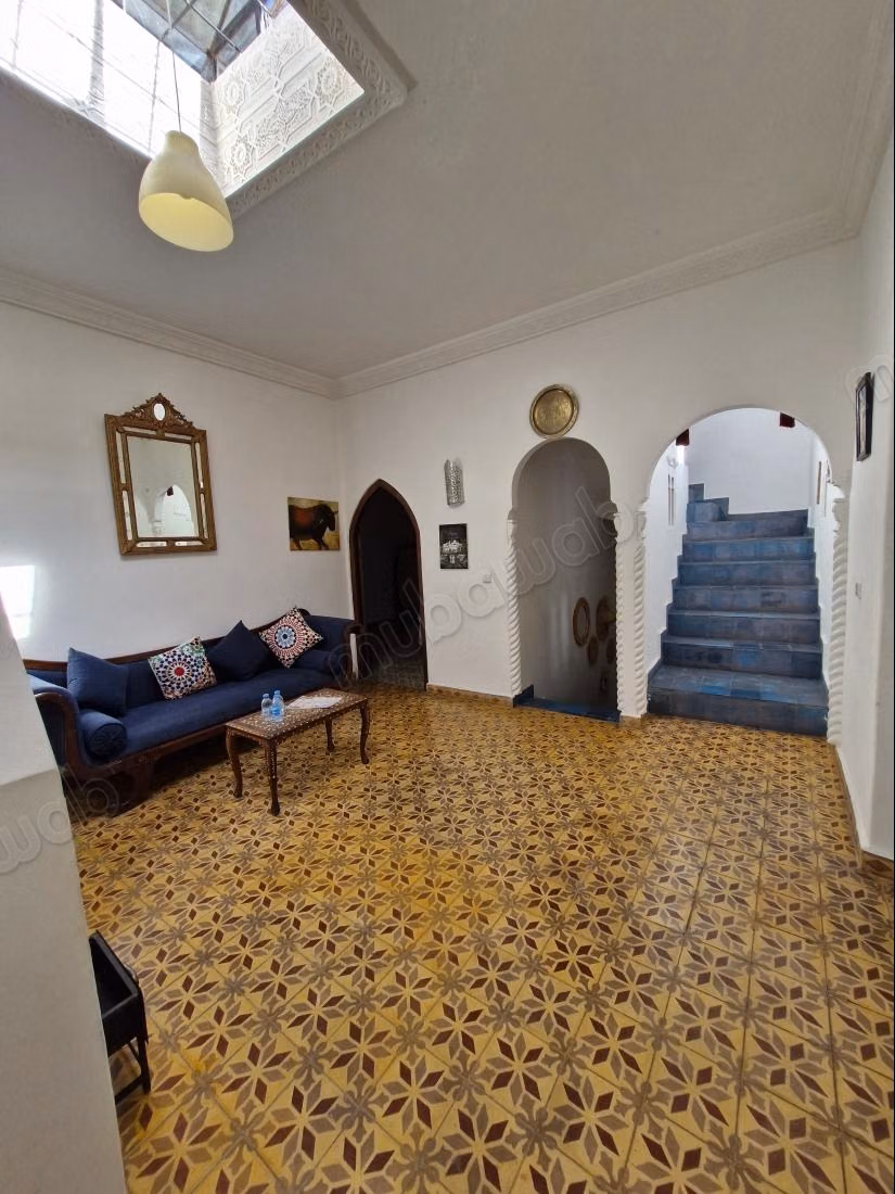Appartement à vendre à Médina. 3 chambres. Meublé — 4