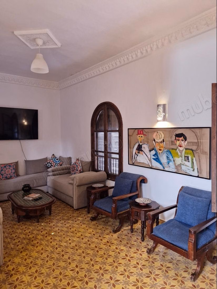 Appartement à vendre à Médina. 3 chambres. Meublé — 3