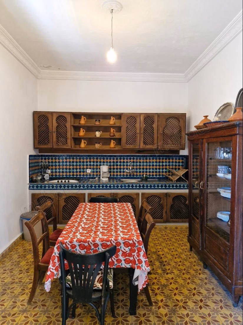 Appartement à vendre à Médina. 3 chambres. Meublé — 5