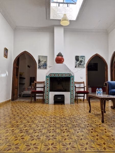 Appartement te koop in Medina. 3 slaapkamers. Gemeubileerd