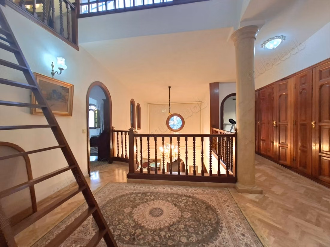 Villa à vendre à Ain Diab 
430 M²