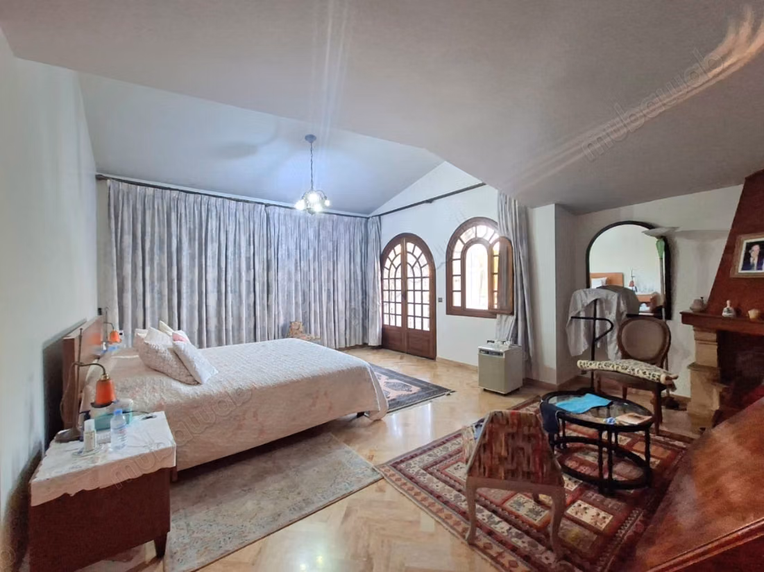 Villa à vendre à Ain Diab 
430 M²