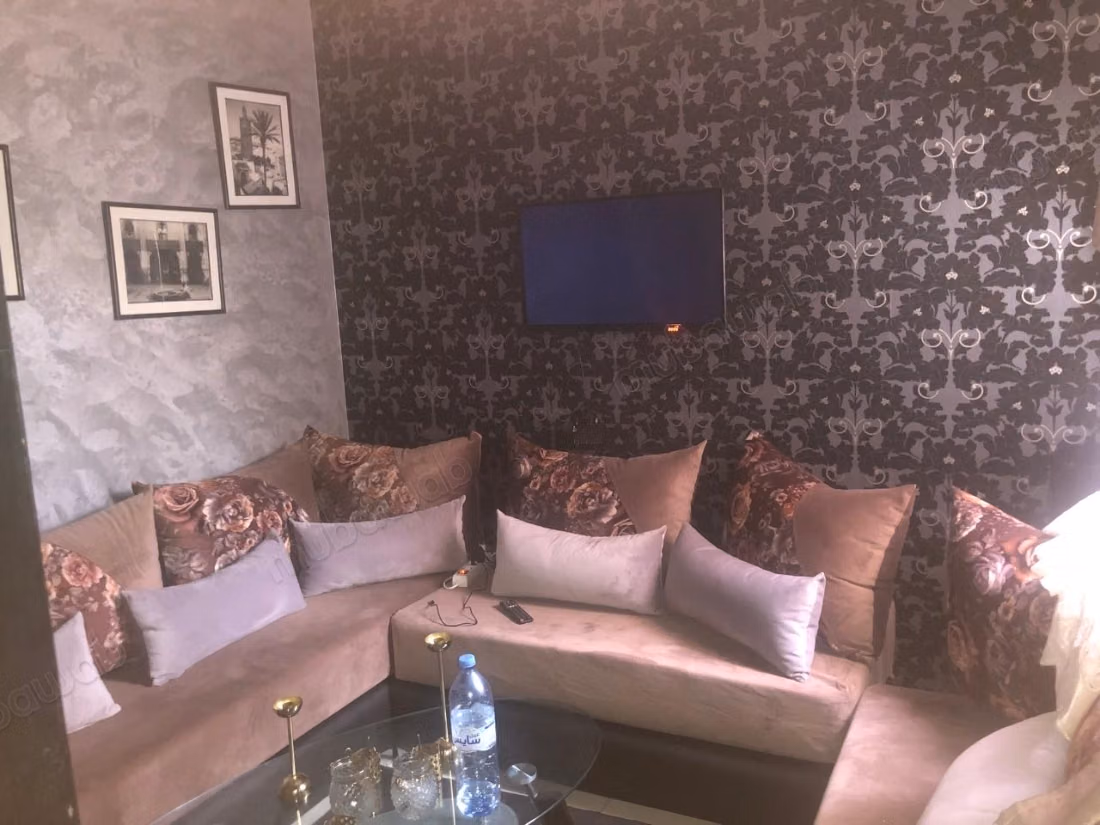 Vente d'un bel appartement à Route Amizmiz. 1 chambre. Climatisation — 4