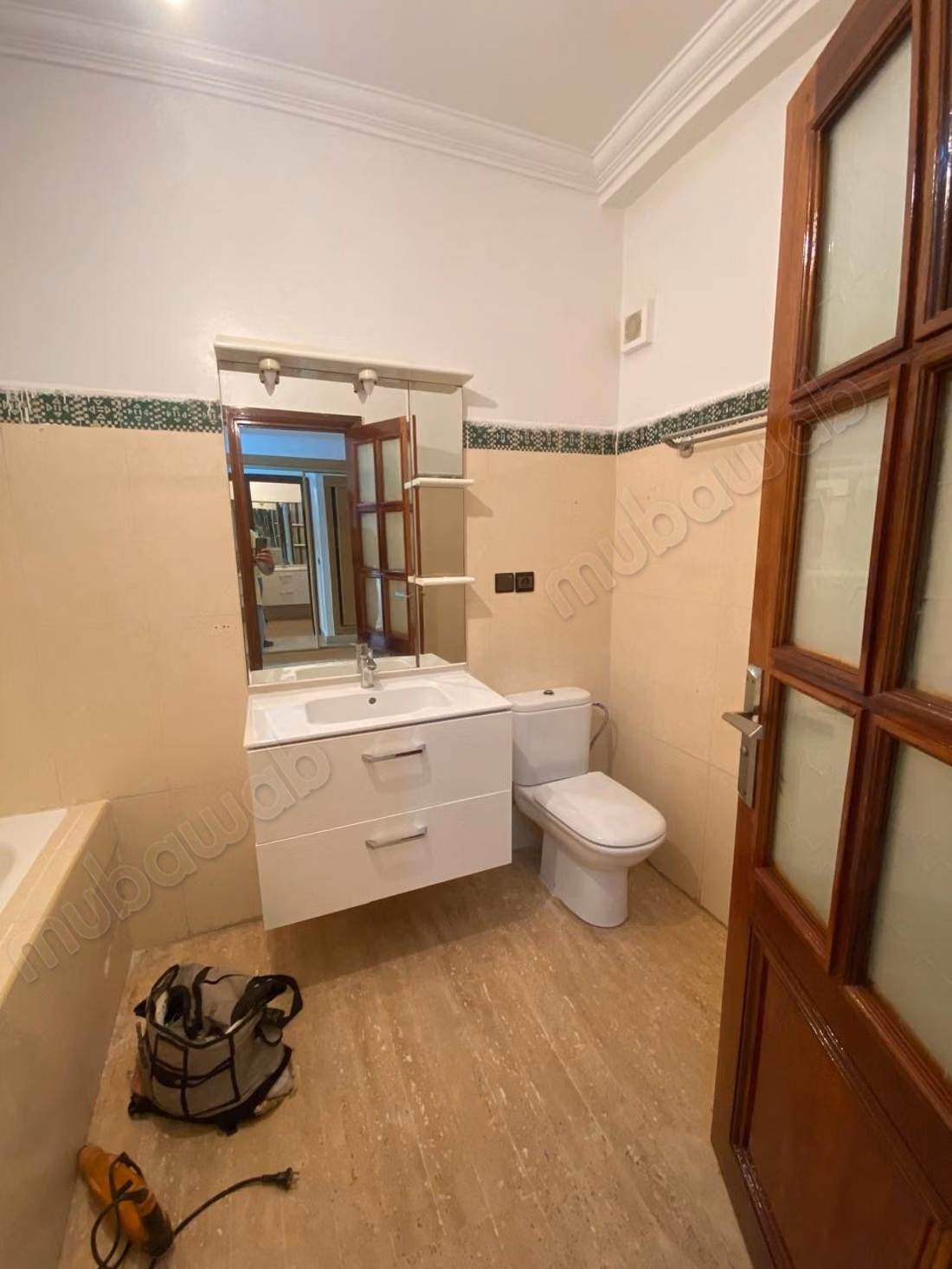 Très bel appartement 3 chambres vide racine