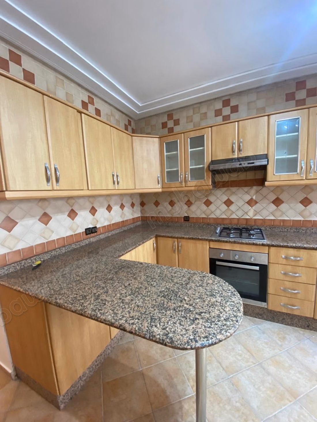 Très bel appartement 3 chambres vide racine