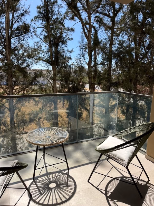 Très bel appartement en location à Souissi.
Surface de 67 m².
Bien meublé