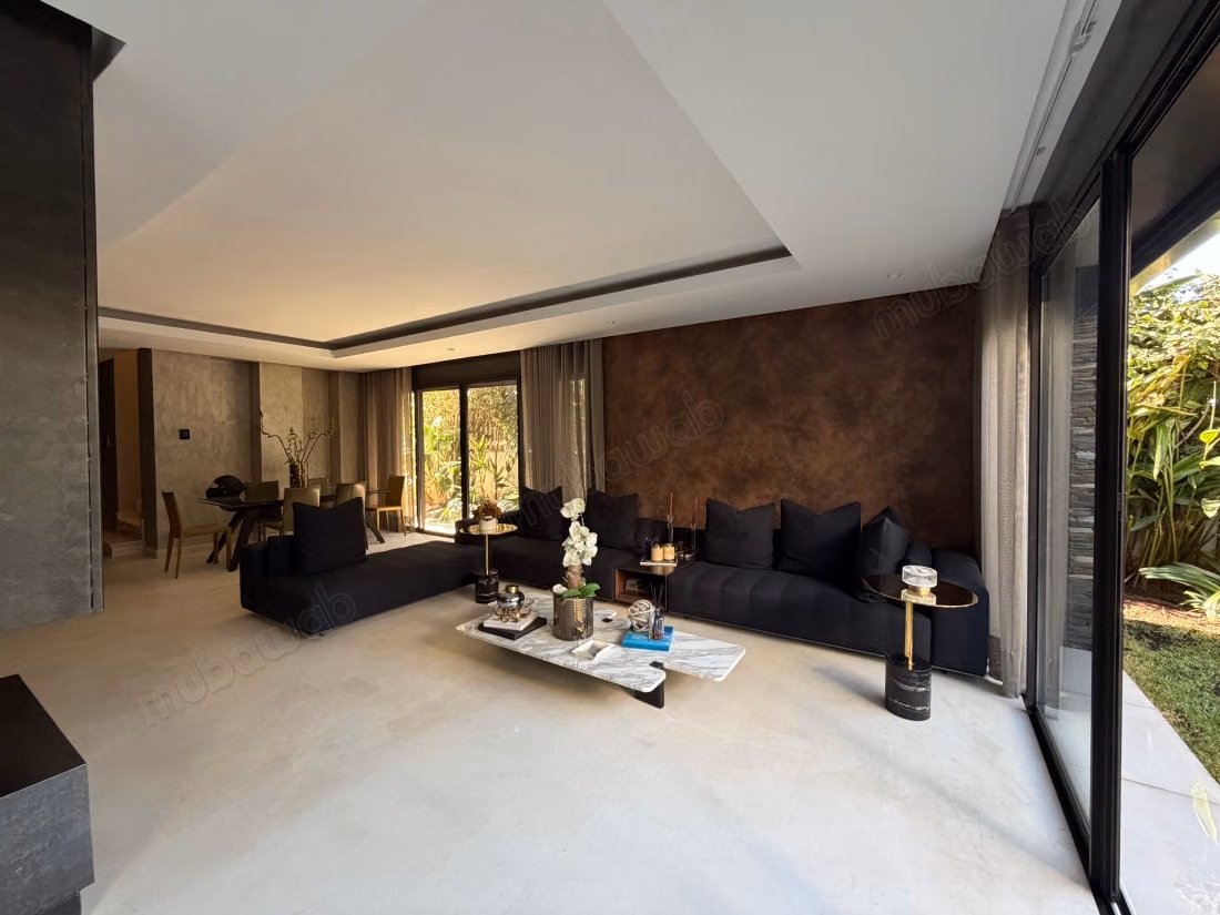 Villa en venta en Ain Diab. Gran área de 400 m²