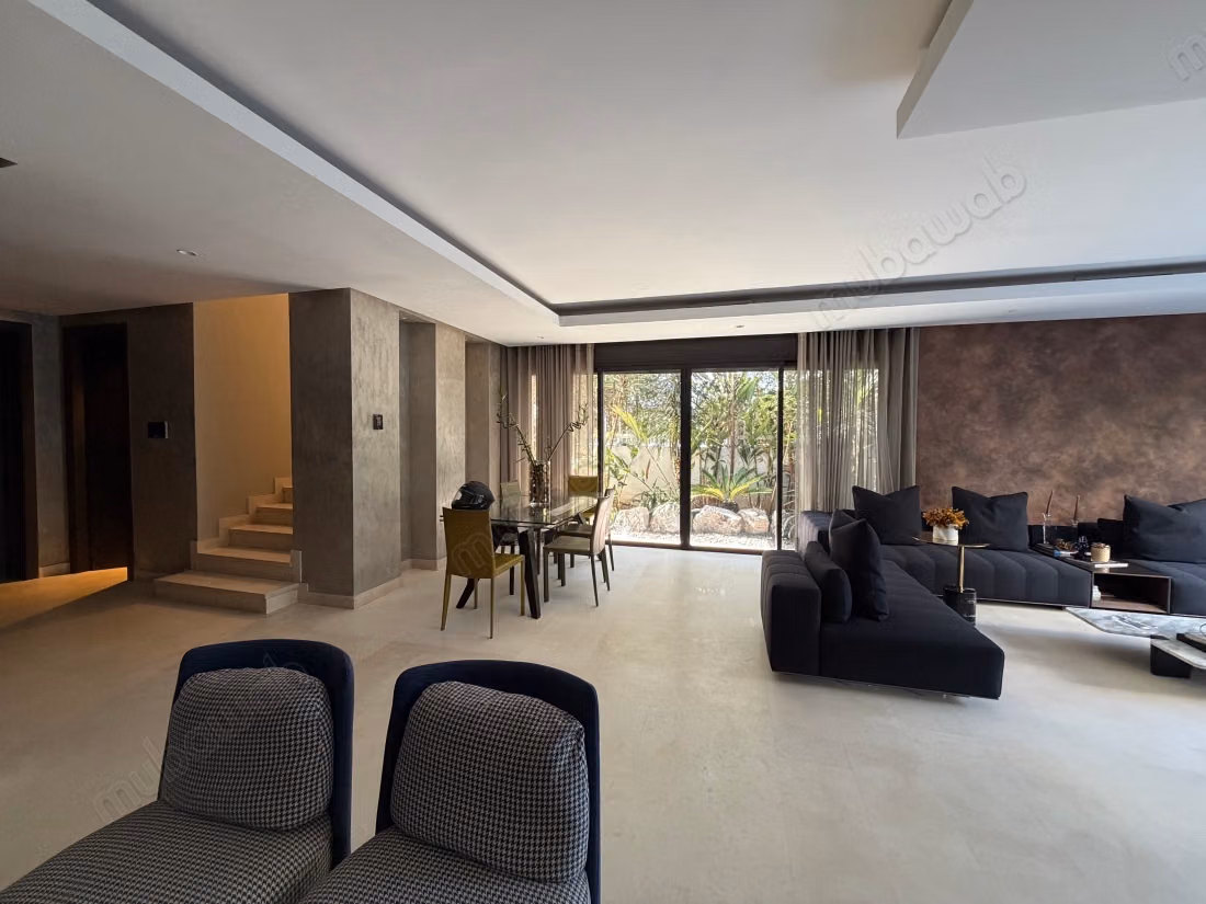 Villa en venta en Ain Diab. Gran área de 400 m²