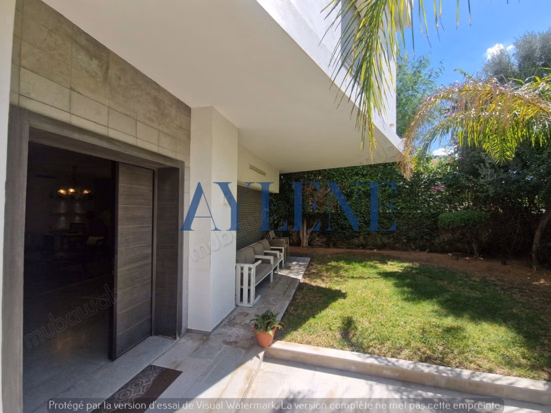 Villa S5 con giardino presso JDC