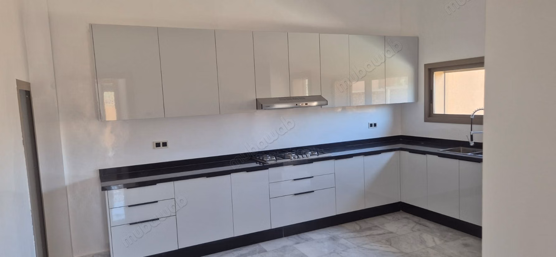 Villa for sale in Targa – 368 m² of land