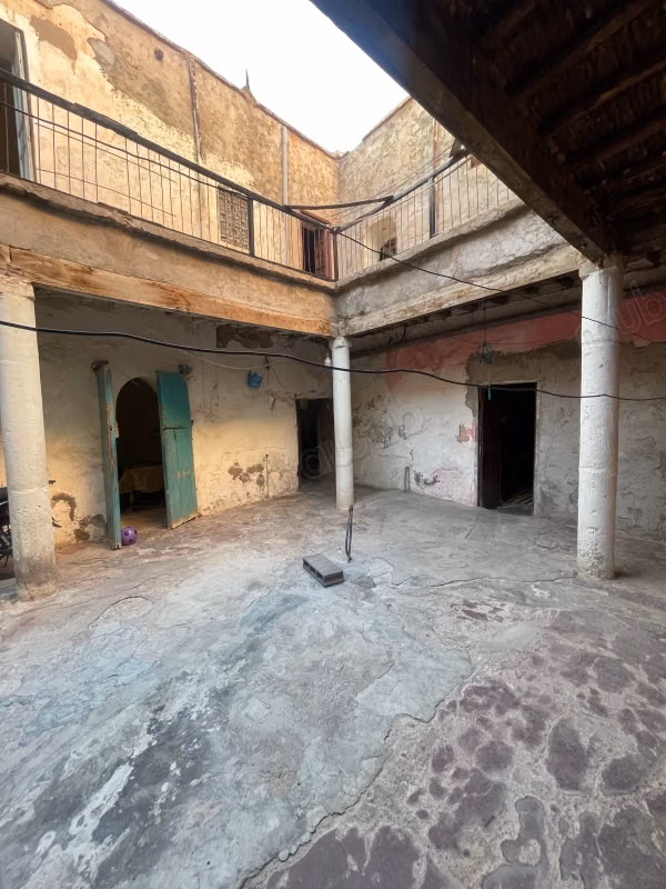 Riad 11 Chambres à Vendre – Bab Doukkala, 177 m², Fort Potentiel