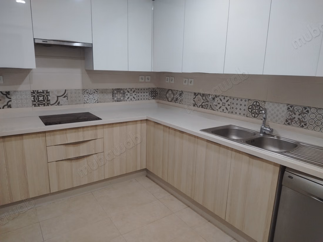 Appartement à vendre à Haut Agdal. Surface de 200 m². Belle terrasse et jardin