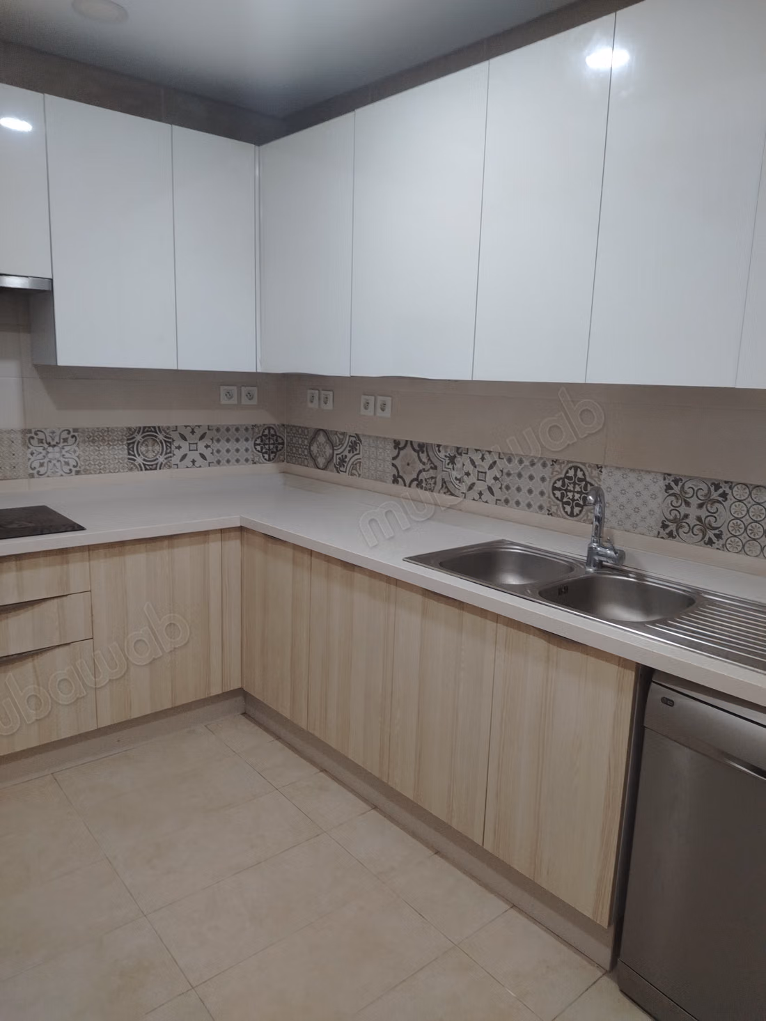 Appartement à vendre à Haut Agdal. Surface de 200 m². Belle terrasse et jardin