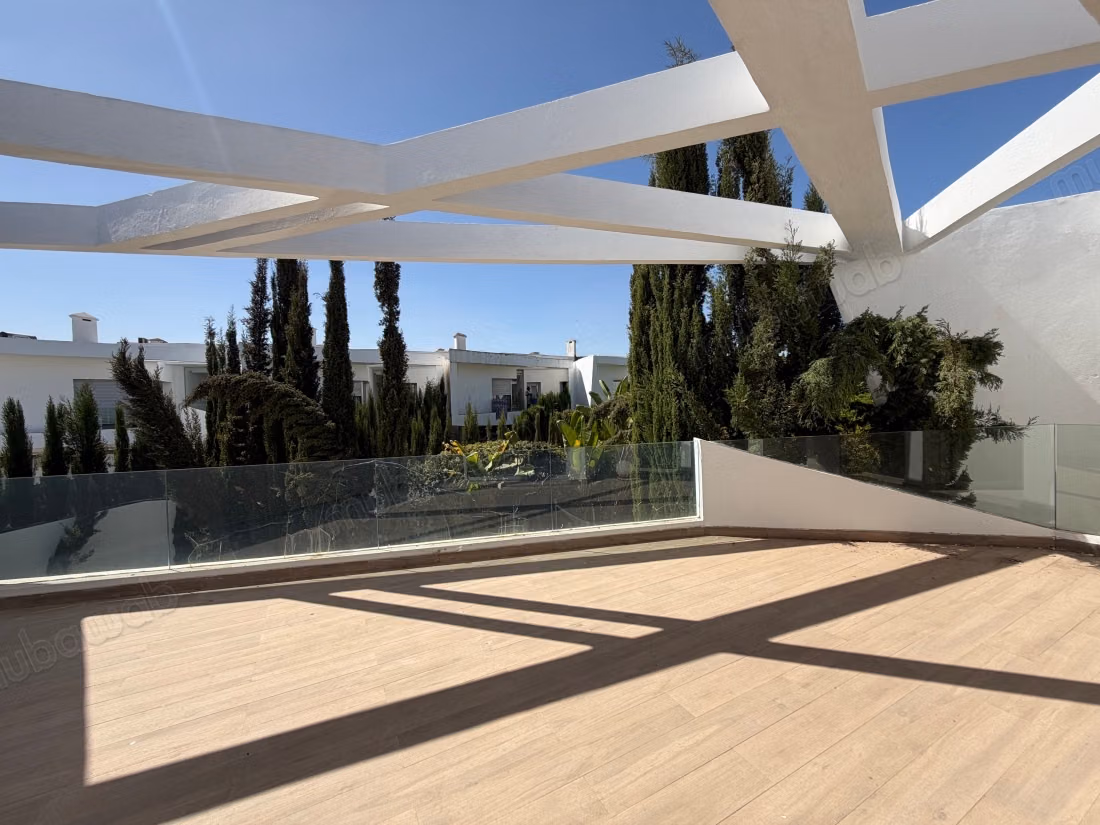Sell villa in Ville Verte. 3 lovely rooms Prestigia