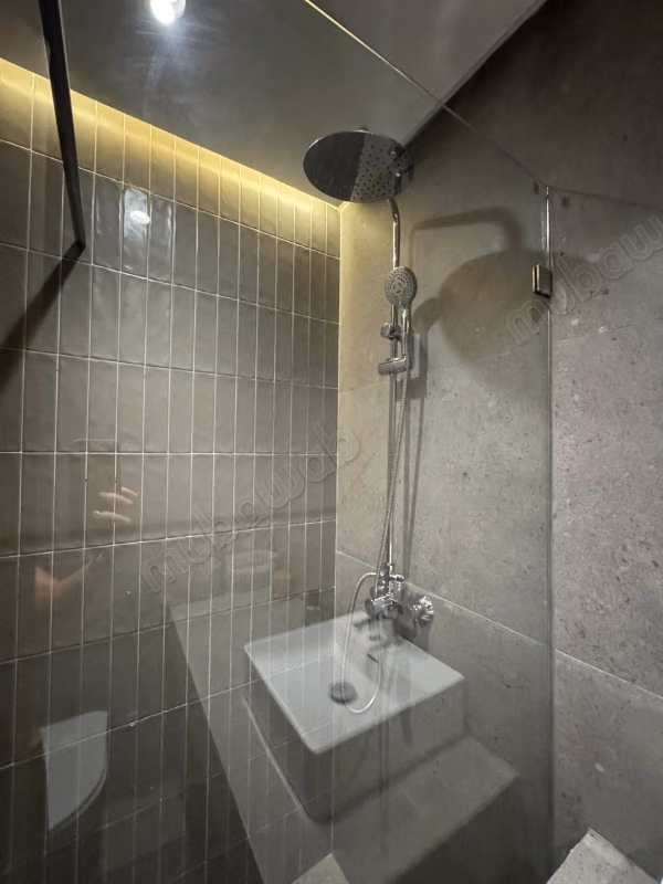 Superb studio for rent on Ferme Bretonne