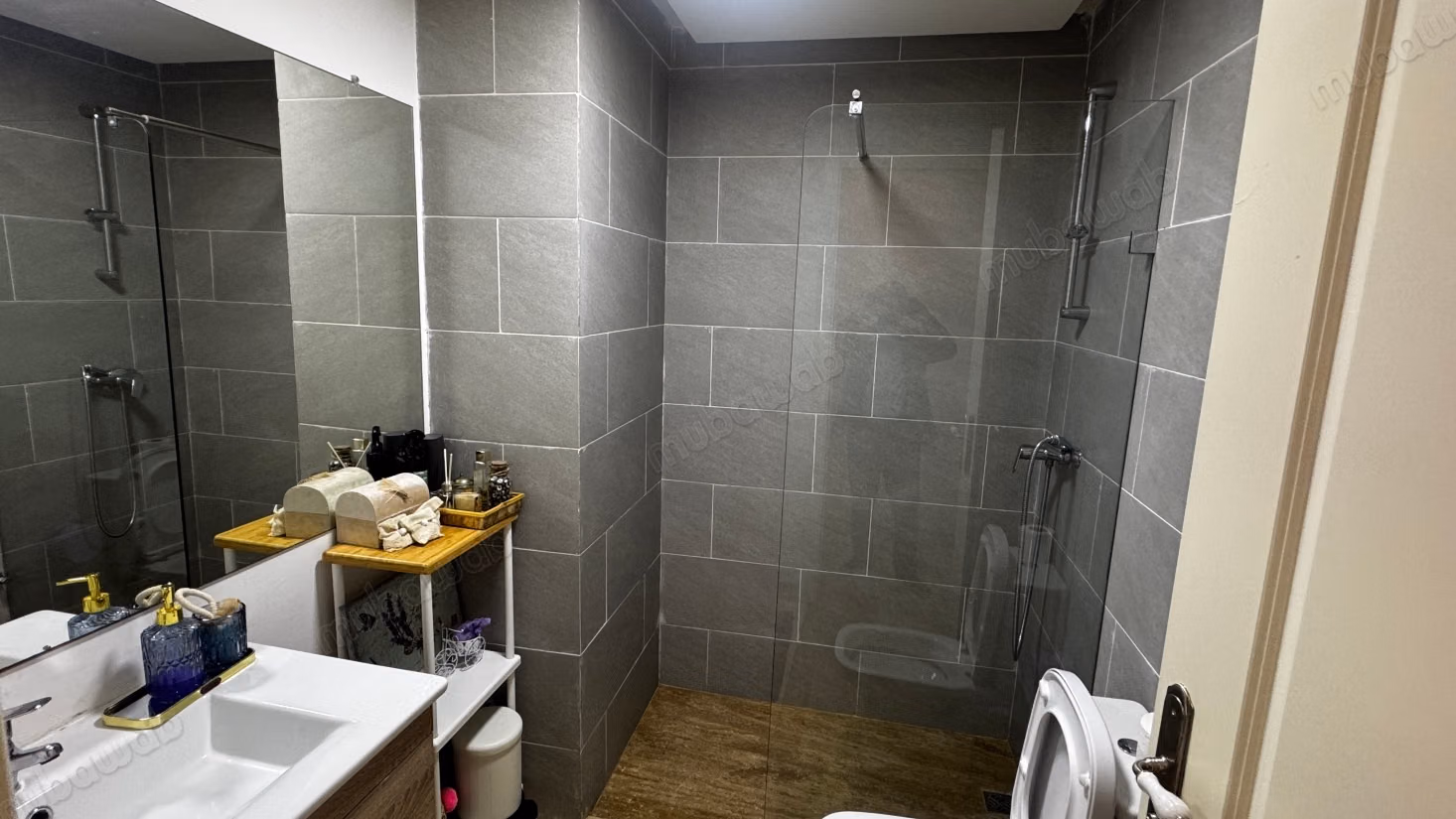 Espectacular apartamento en venta en Nouaceur. 3 habitaciones. Ascensor y terraza
