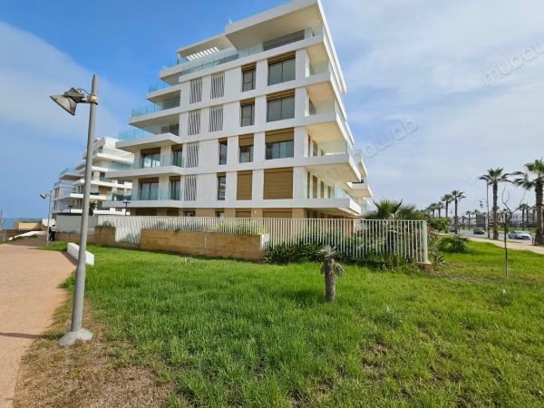 High Standing Apartment 140 m² – 2 Bedrooms – Close to Le Carrousel