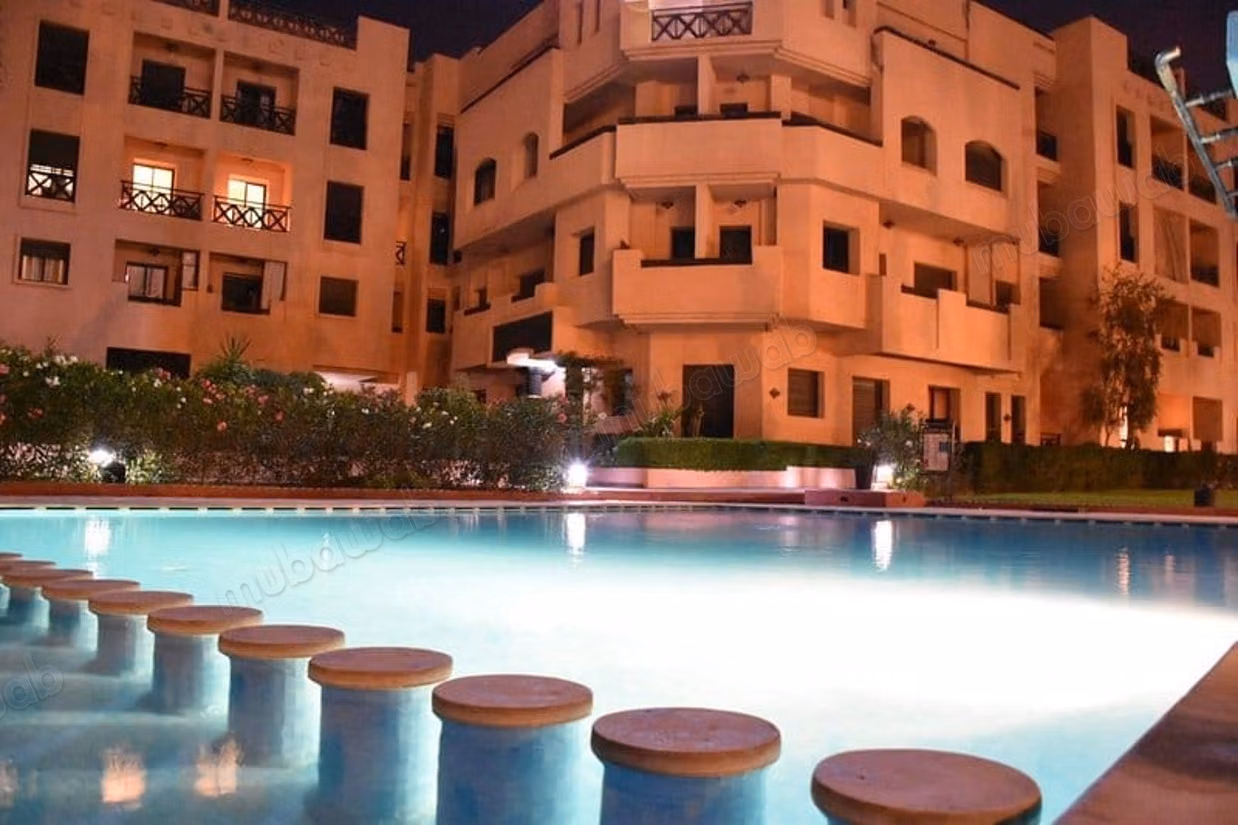Apartment for sale in a residence with pool