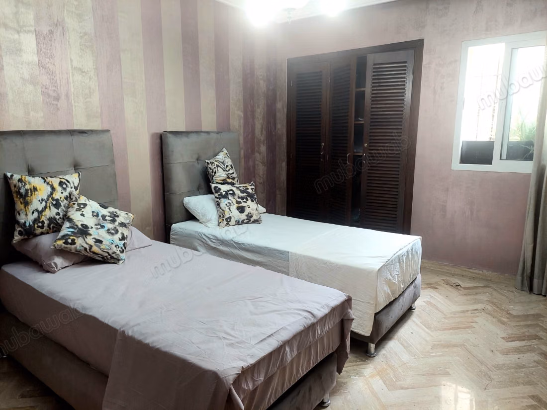 Apartamento Amueblado 3 habitaciones en Maarif 180 m²