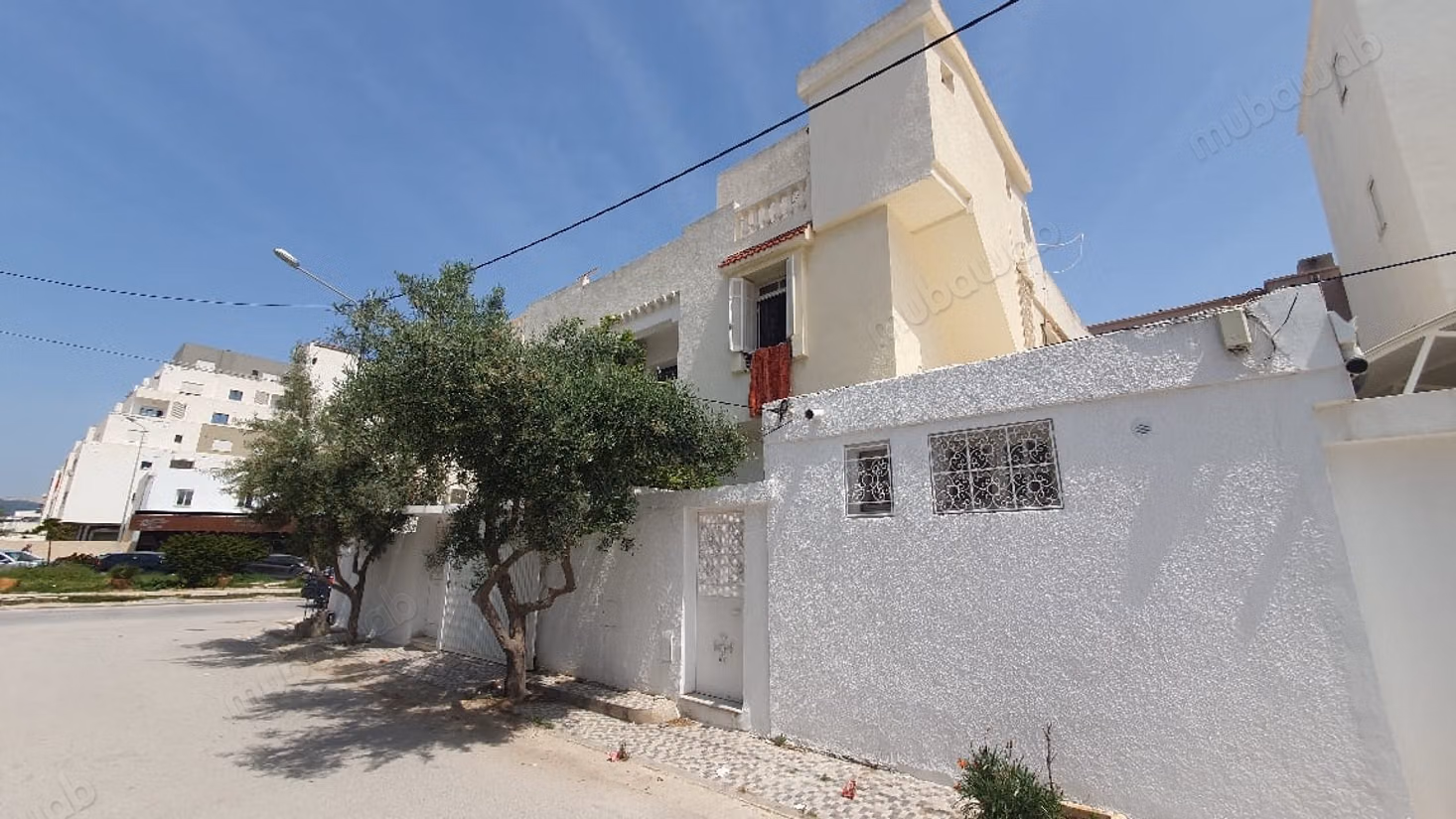 للبيع فيلا ذات إمكانات عالية في مدينة الغزالة