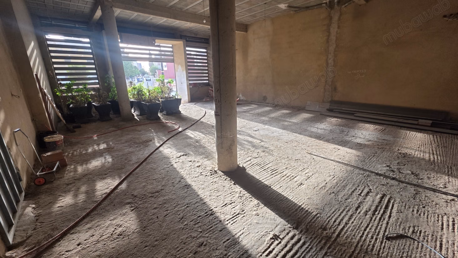 Magasin à vendre à Meknès Al-Bassatin, superficie de 117m près du marché modèle