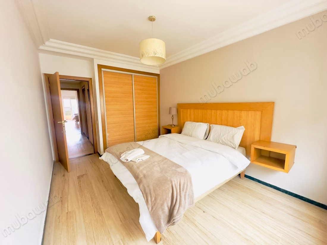 Venta de un bonito apartamento en Gauthier. 3 habitaciones grandes. Bien amueblado