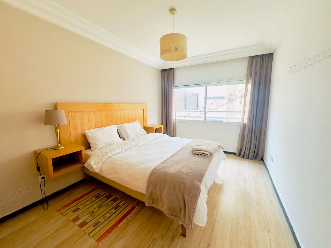 Venta de un bonito apartamento en Gauthier. 3 habitaciones grandes. Bien amueblado