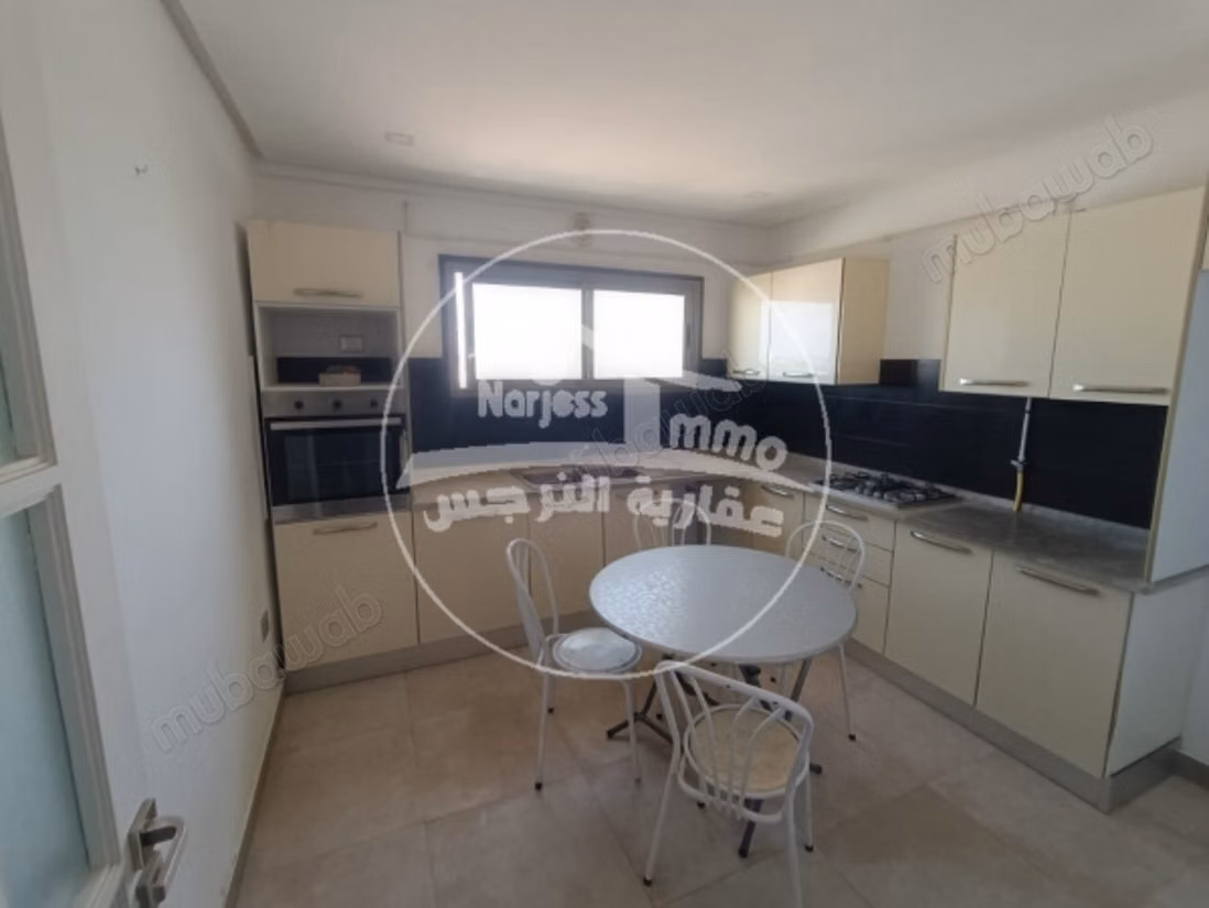 For Rent – S2 Apartment on the Beach Road