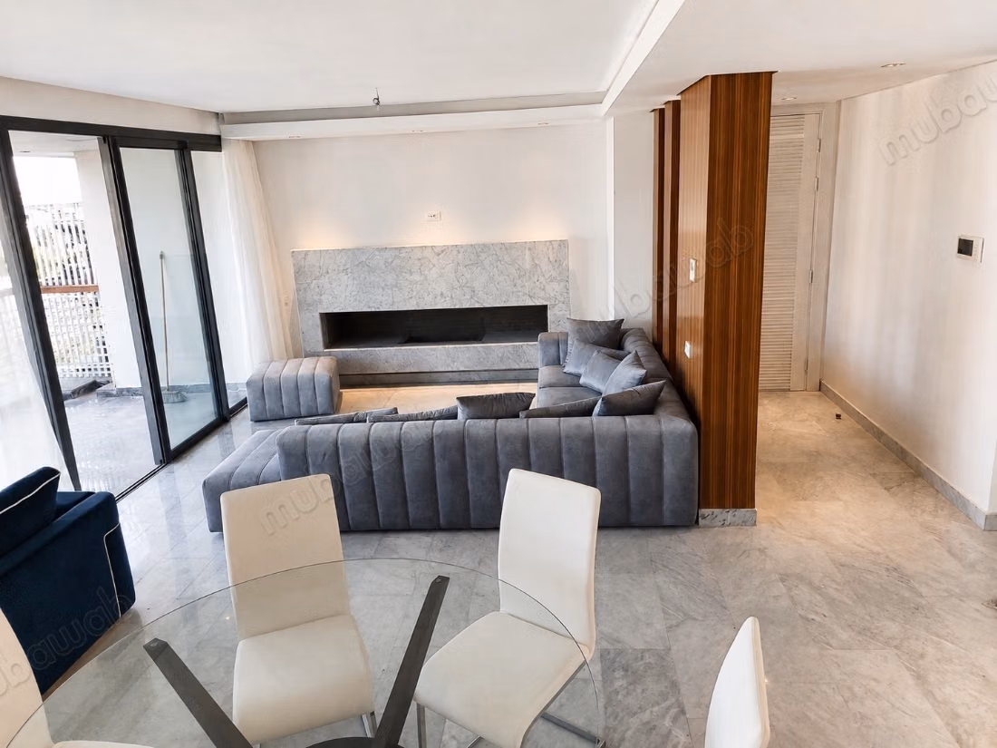 Huur van een mooi appartement bij La CGI