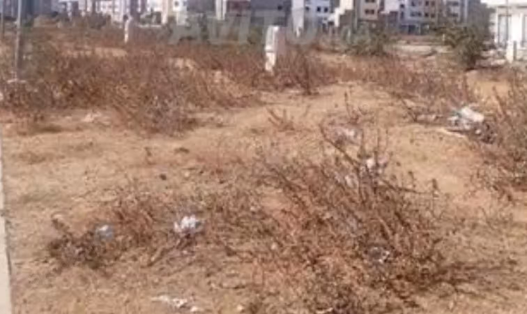 Terreno in vendita a Ain Aouda. Superficie 345 m²
