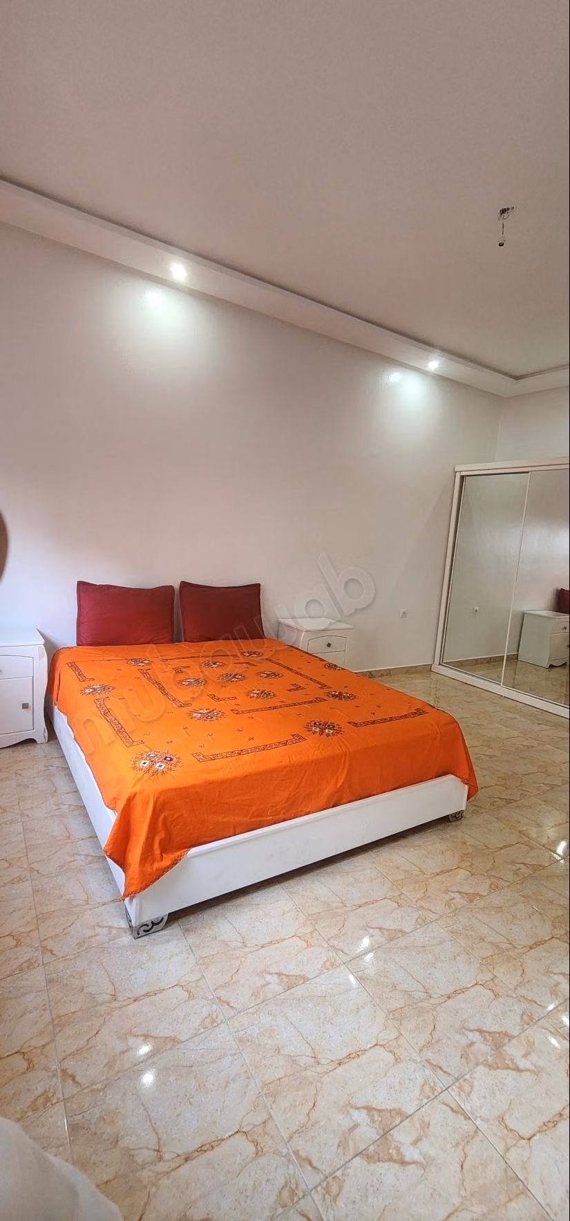 Apartamento amueblado en Branes 2