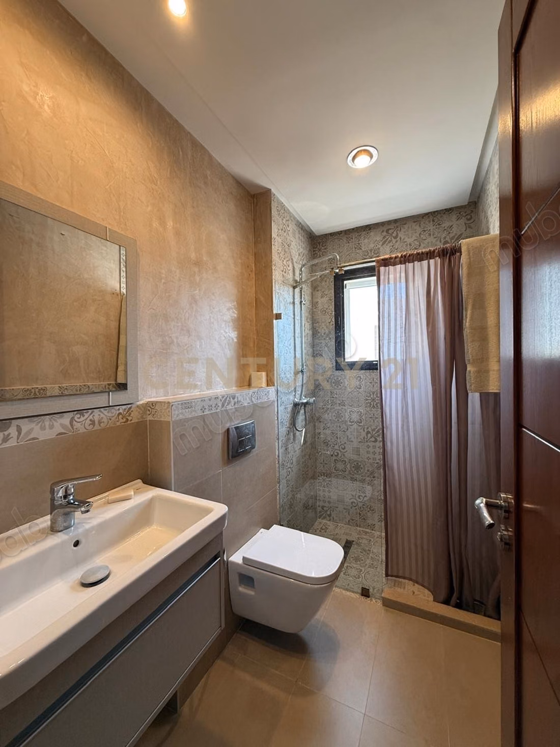 À vendre villa vue mer à Jinèn Béni Khiar