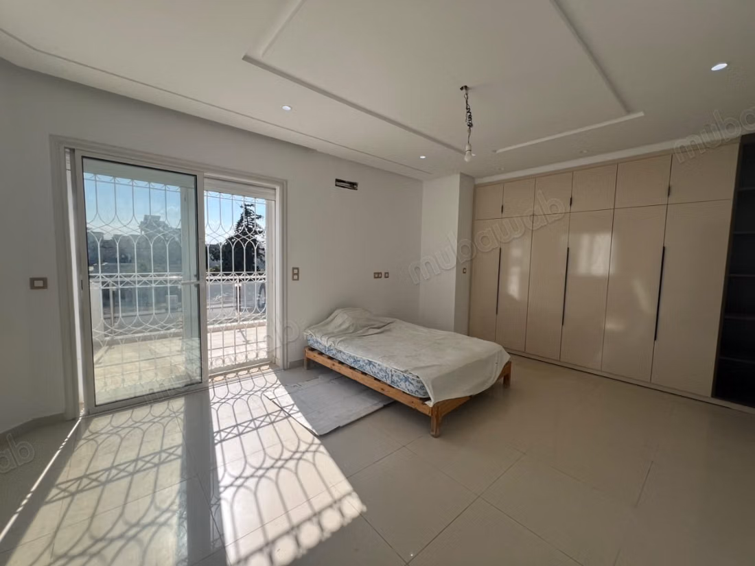 Villa padronale nuova con piscina – Soukra