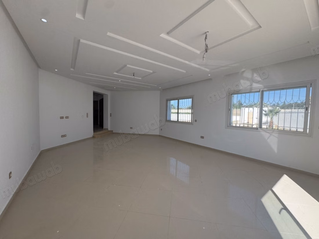 Villa padronale nuova con piscina – Soukra