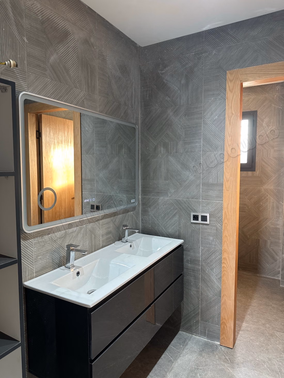 Villa di alta classe in vendita a Petit val d’or Harhoura. Superficie totale di 212 m². Giardino e terrazza