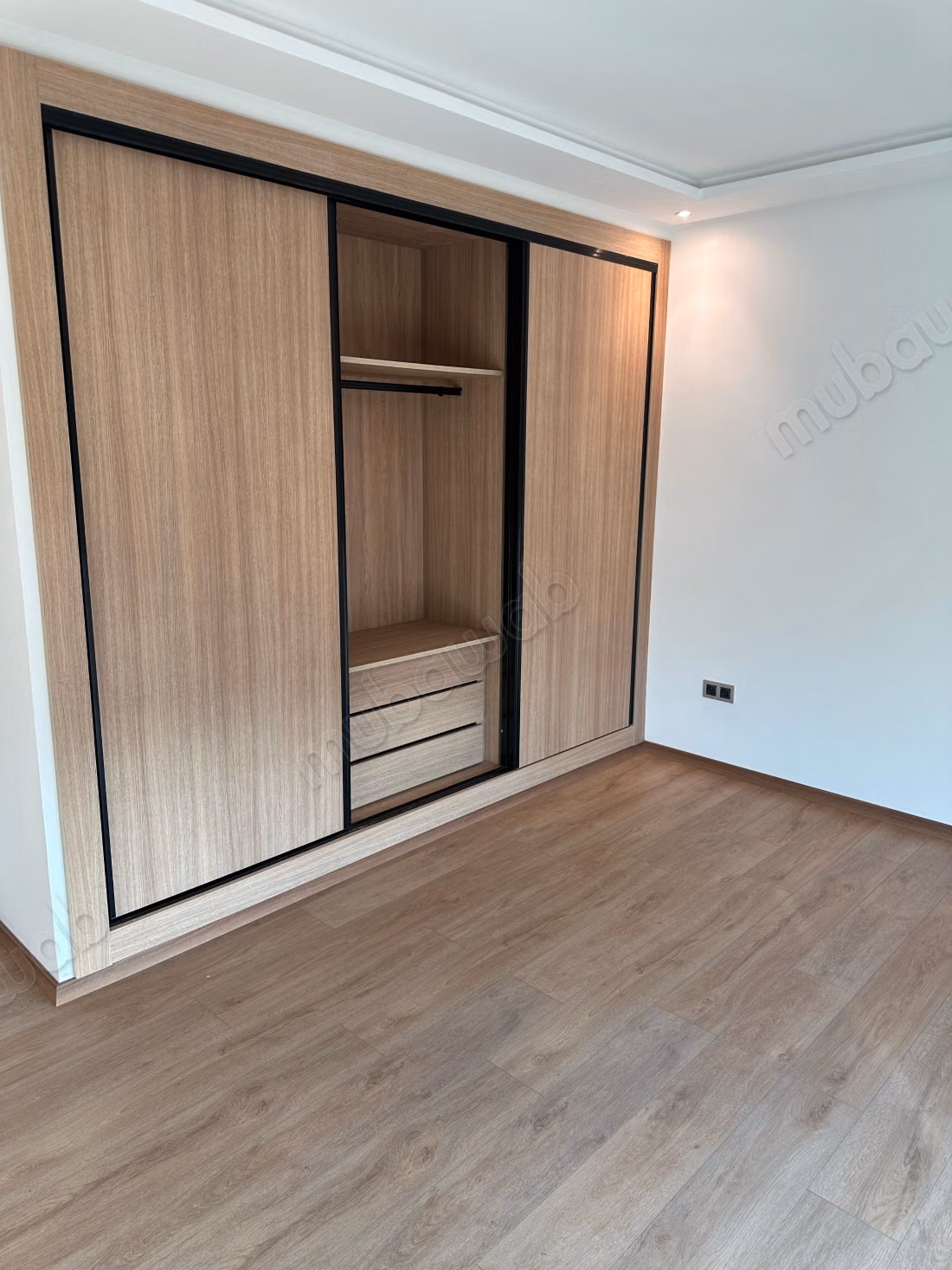 Villa di alta classe in vendita a Petit val d’or Harhoura. Superficie totale di 212 m². Giardino e terrazza