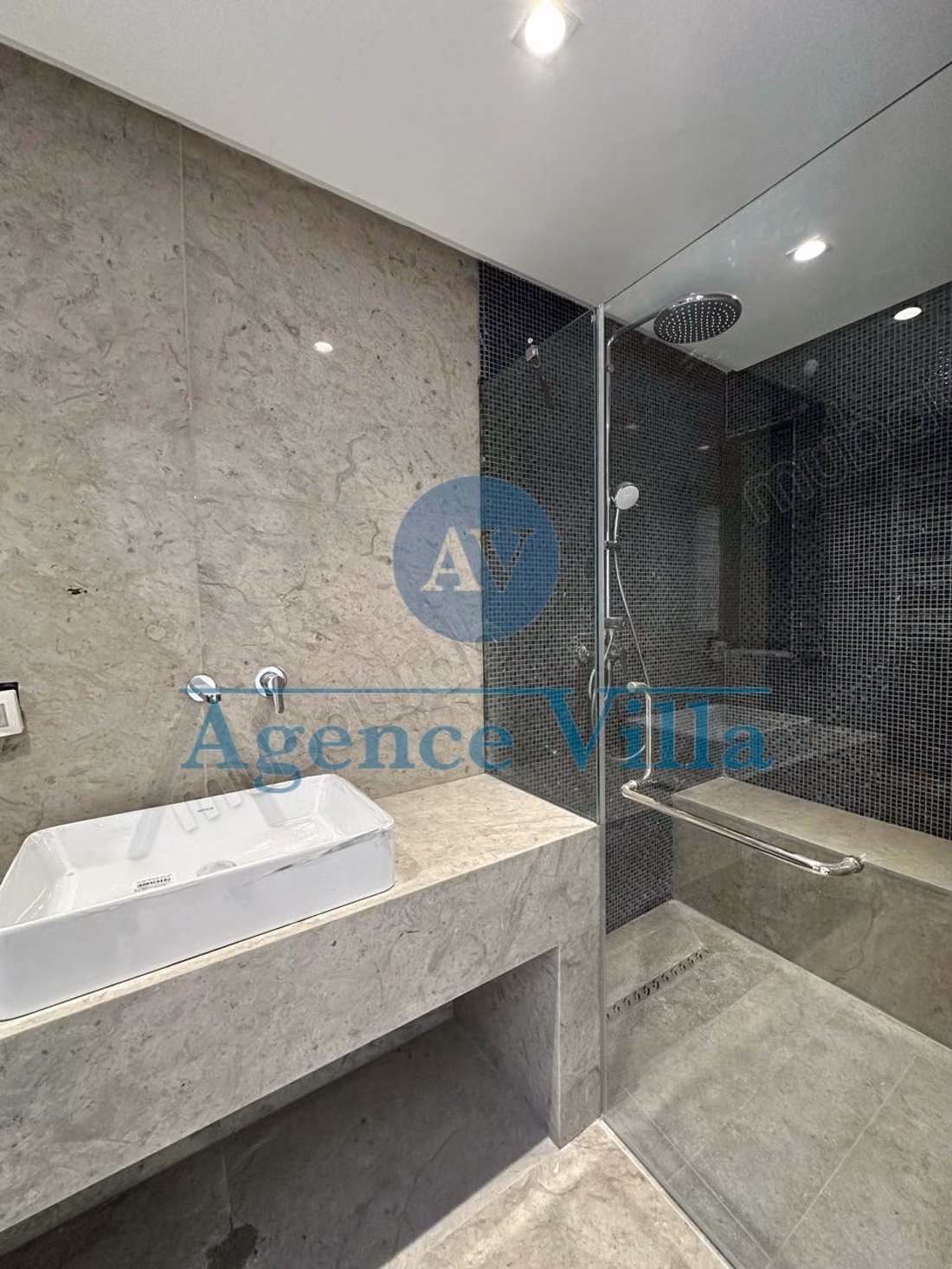 In affitto una splendida villa con piscina a Cartagine