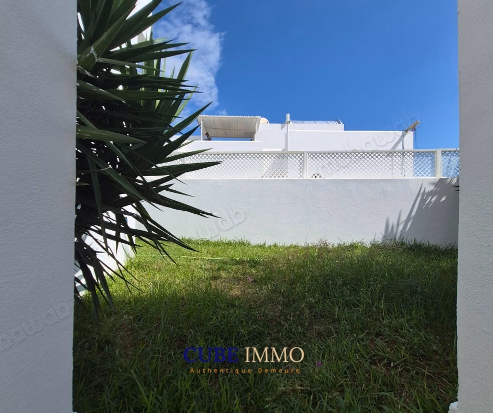 Villa moderne non meublée avec vue sur le port