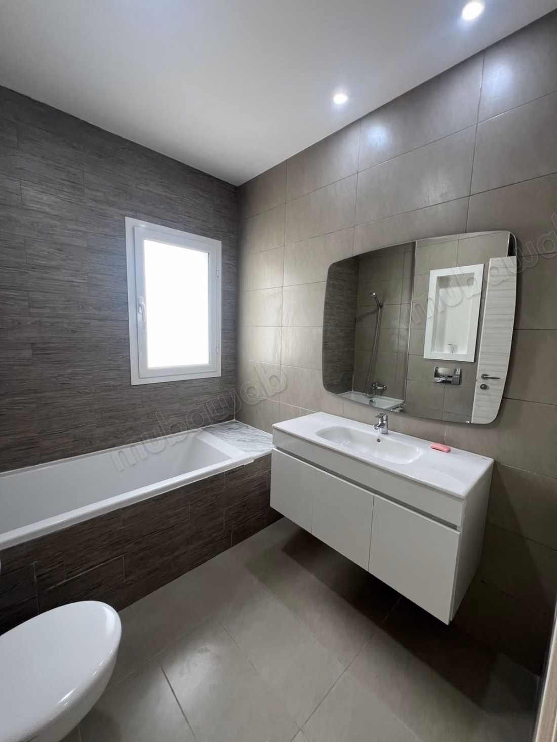 A louer jolie appartement S2 à Chotrana