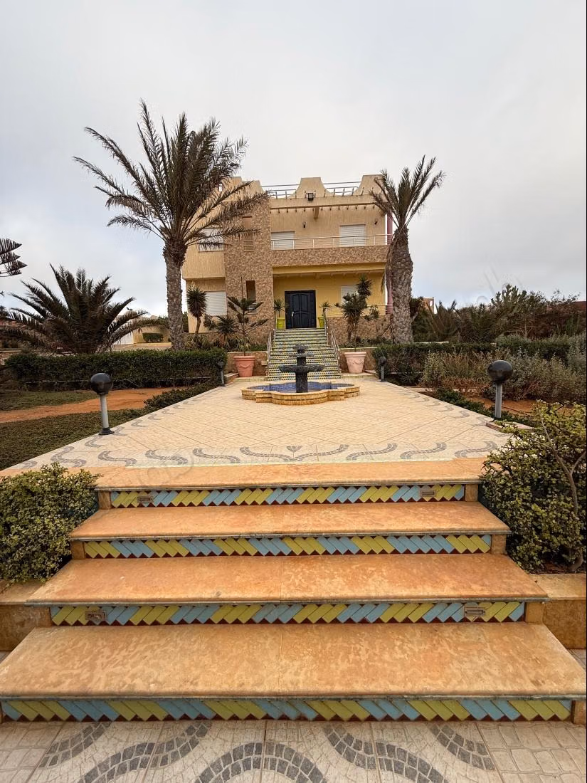 Villa con piscina con vistas al mar en Mirleft