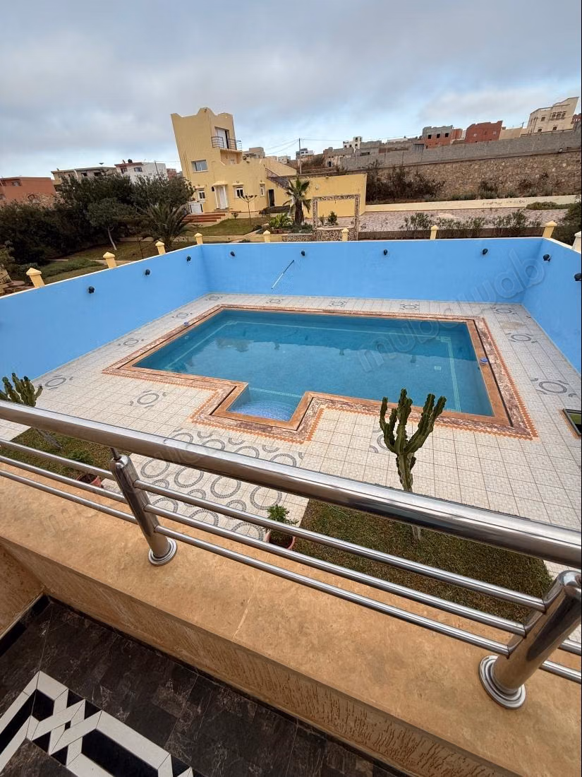 Villa con piscina con vistas al mar en Mirleft