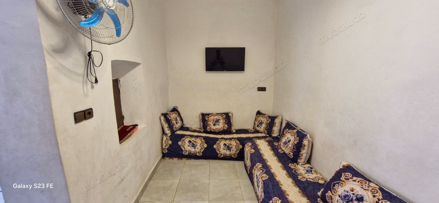 Superb Small House with Large Terrace