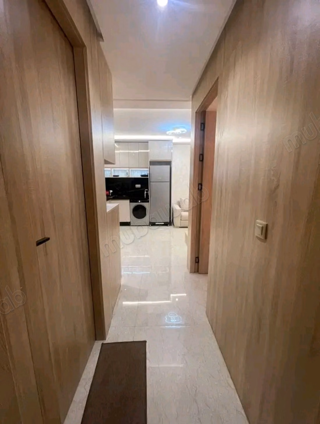 Bel appartement en location en Centre ville. Surface de 80 m². Antenne parabolique et sécurité