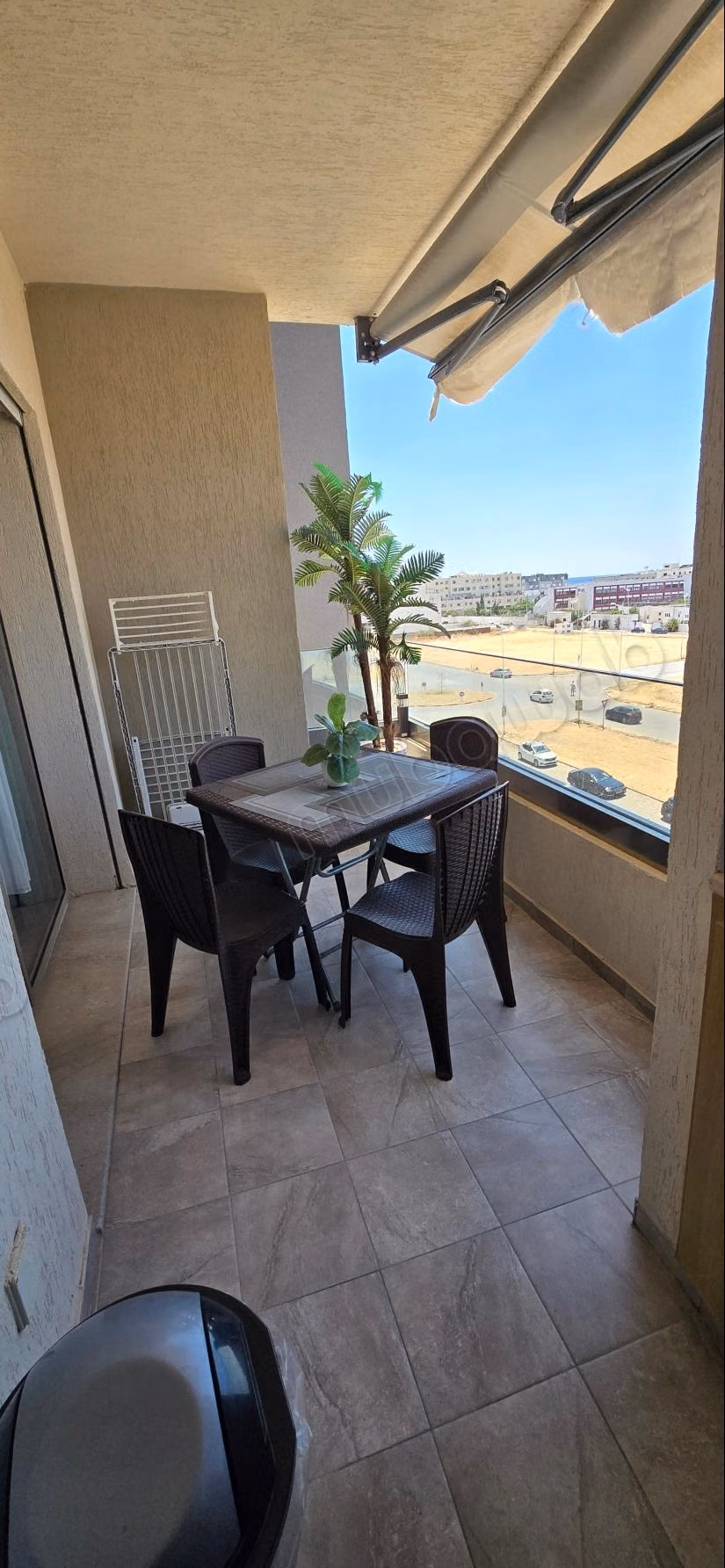 Location saisonnière à Hammamet Nord. 1 chambre. Double vitrage et chauffage central