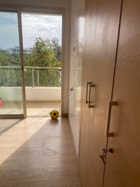 En alquiler - Muy bonito apartamento de 2 habitaciones en Ville Verte