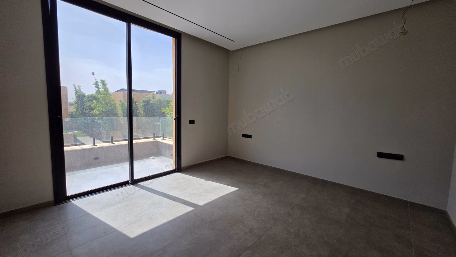 Apartment for sale on Route de l'Ourika. Area 260 m². Well-equipped kitchen